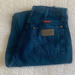 Bright blue wrangler denim 6x34 vintage